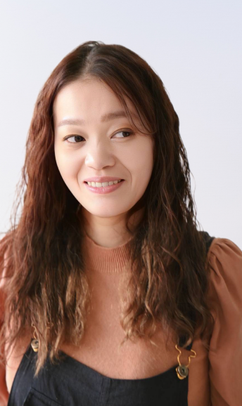 Hitomin Kouzuki Hitomi portrait